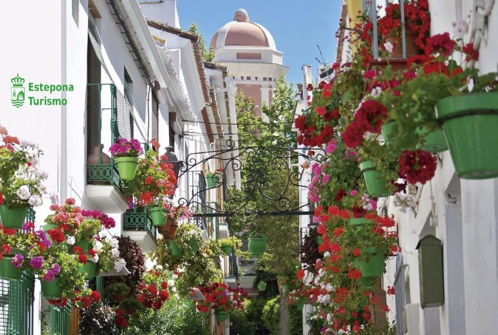 Encantadora Casa En El Corazon De Estepona Exterior photo